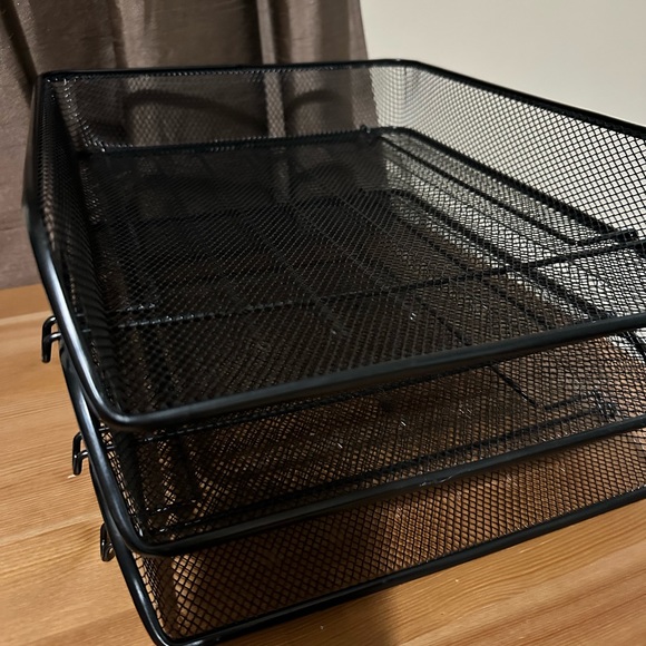 3 black metal Shelves dividers - Picture 2 of 3